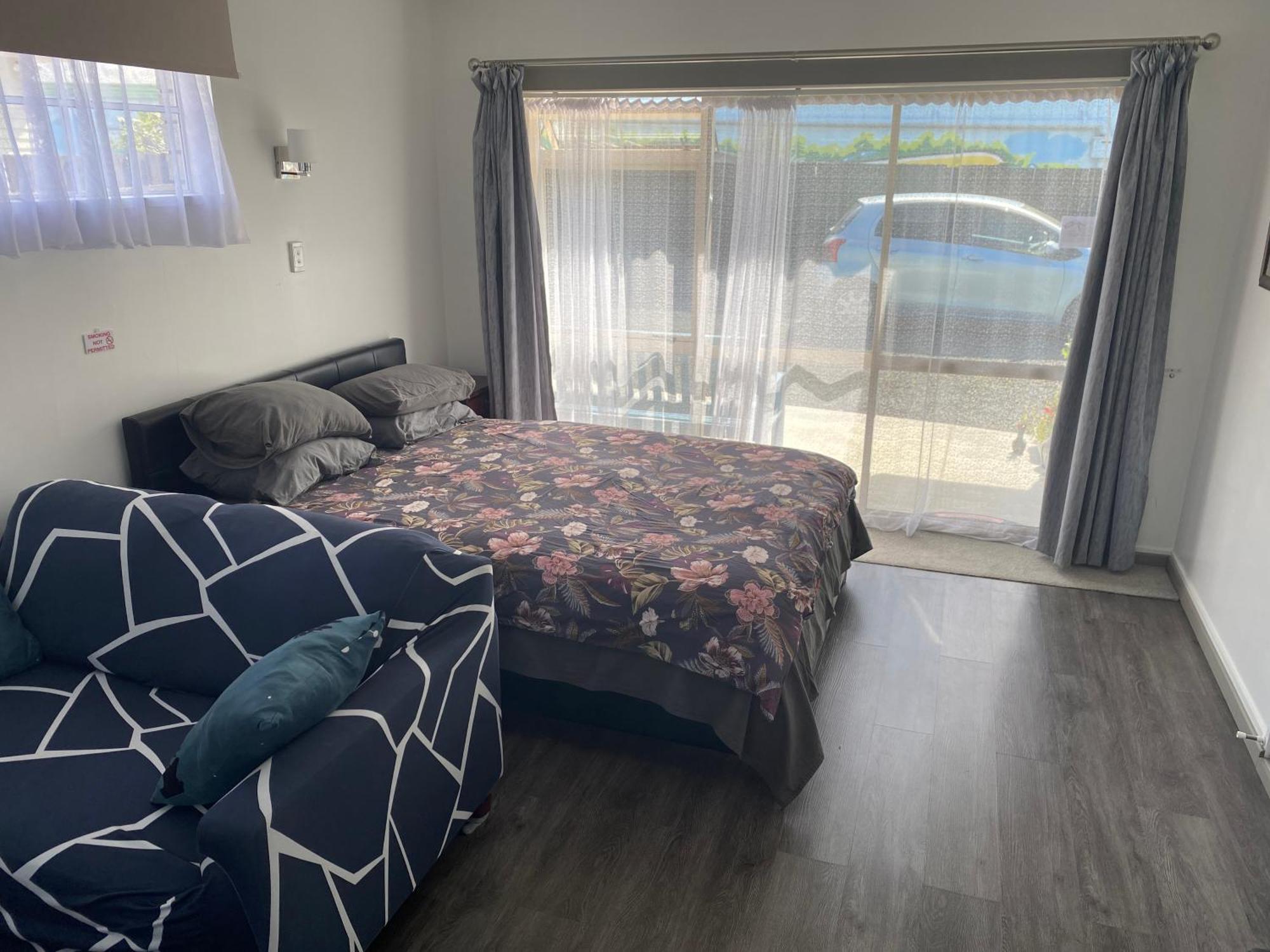 Self Contained En-Suite Private Bathroom, Private Entrance, Close To Shops & Hospital Homestay Hamilton Ngoại thất bức ảnh